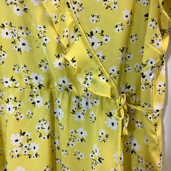 Simply Be shortsleeve ruffle neck yellow black print dress size 24 - Picture 5 of 5